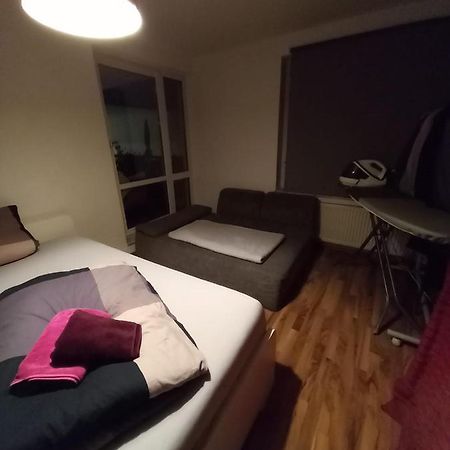 Tolle Private 2-Zimmer Wohnung Im Szene Bezirk Berlin-Friedrichshain Ngoại thất bức ảnh