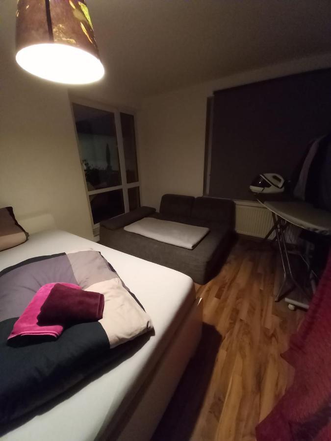 Tolle Private 2-Zimmer Wohnung Im Szene Bezirk Berlin-Friedrichshain Ngoại thất bức ảnh