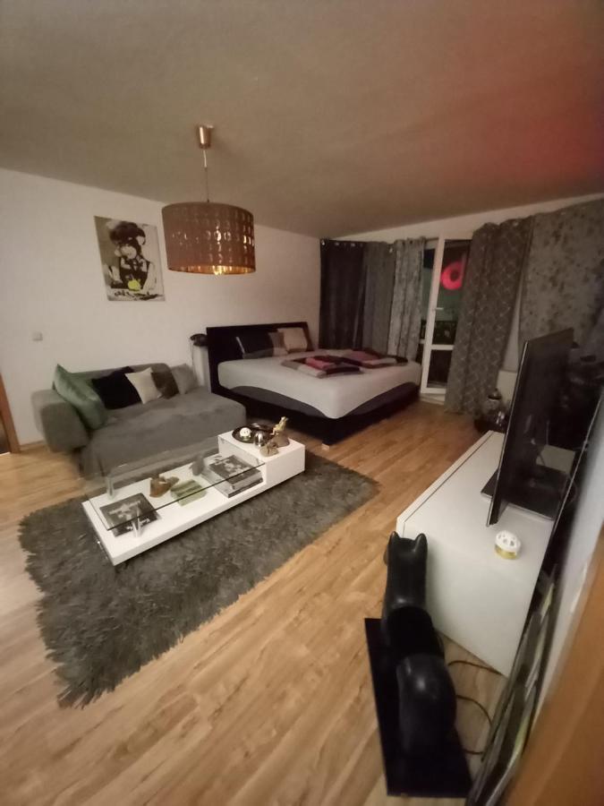 Tolle Private 2-Zimmer Wohnung Im Szene Bezirk Berlin-Friedrichshain Ngoại thất bức ảnh